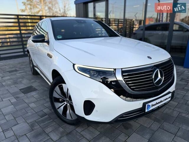 Белый Мерседес EQC, объемом двигателя 0 л и пробегом 77 тыс. км за 34900 $, фото 5 на Automoto.ua