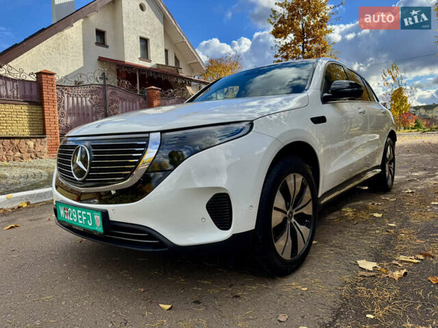 Белый Мерседес EQC, объемом двигателя 0 л и пробегом 70 тыс. км за 34999 $, фото 3 на Automoto.ua