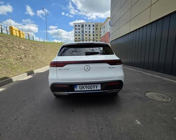 Белый Мерседес EQC, объемом двигателя 0 л и пробегом 61 тыс. км за 39000 $, фото 13 на Automoto.ua