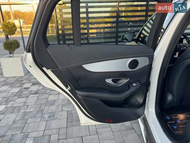 Белый Мерседес EQC, объемом двигателя 0 л и пробегом 77 тыс. км за 34900 $, фото 27 на Automoto.ua