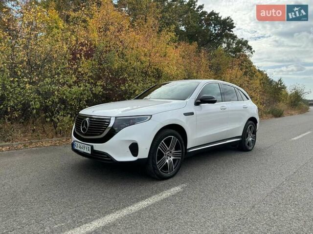 Белый Мерседес EQC, объемом двигателя 0 л и пробегом 27 тыс. км за 49999 $, фото 9 на Automoto.ua