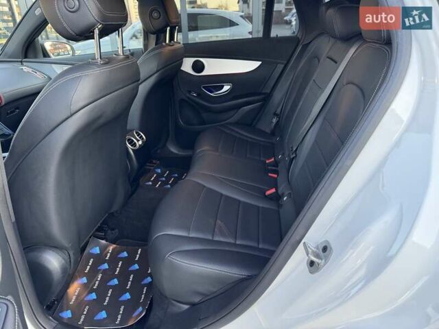 Белый Мерседес EQC, объемом двигателя 0 л и пробегом 77 тыс. км за 34900 $, фото 28 на Automoto.ua