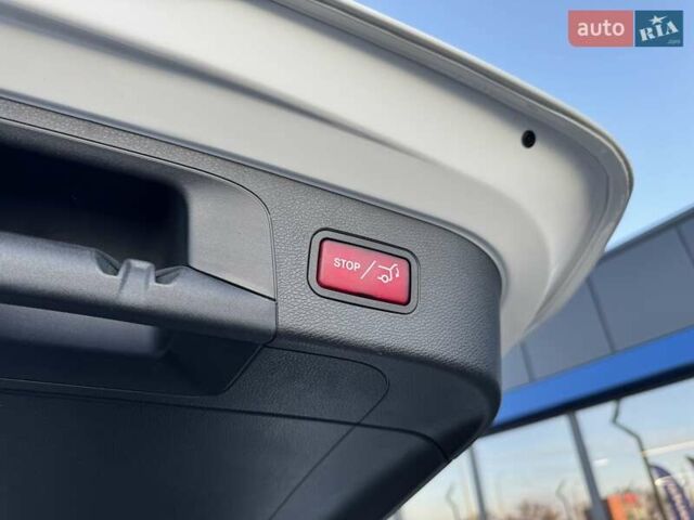 Белый Мерседес EQC, объемом двигателя 0 л и пробегом 77 тыс. км за 34900 $, фото 32 на Automoto.ua