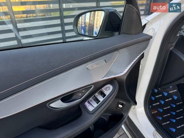 Белый Мерседес EQC, объемом двигателя 0 л и пробегом 77 тыс. км за 34900 $, фото 14 на Automoto.ua