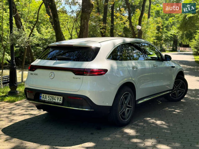 Белый Мерседес EQC, объемом двигателя 0 л и пробегом 31 тыс. км за 43000 $, фото 3 на Automoto.ua