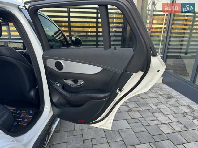 Белый Мерседес EQC, объемом двигателя 0 л и пробегом 77 тыс. км за 34900 $, фото 33 на Automoto.ua