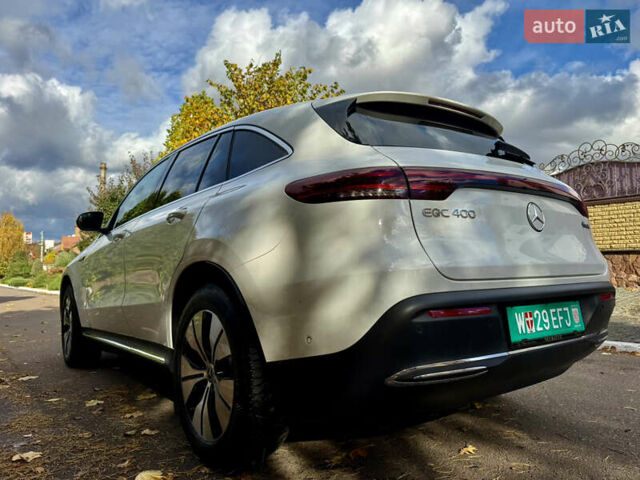 Белый Мерседес EQC, объемом двигателя 0 л и пробегом 70 тыс. км за 34999 $, фото 13 на Automoto.ua