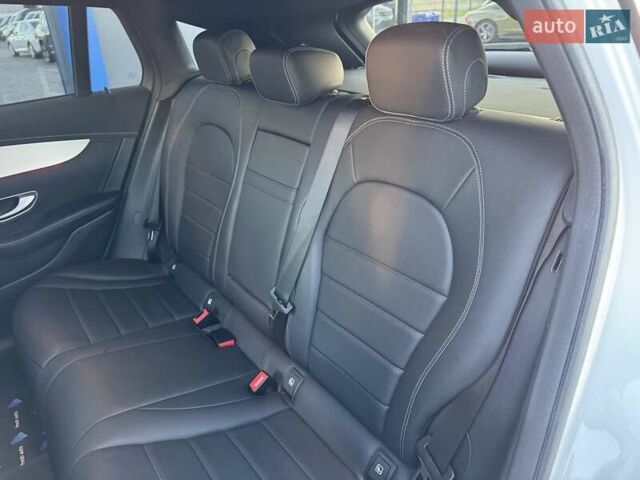 Белый Мерседес EQC, объемом двигателя 0 л и пробегом 77 тыс. км за 34900 $, фото 29 на Automoto.ua