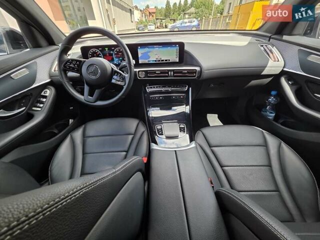 Белый Мерседес EQC, объемом двигателя 0 л и пробегом 61 тыс. км за 39000 $, фото 1 на Automoto.ua