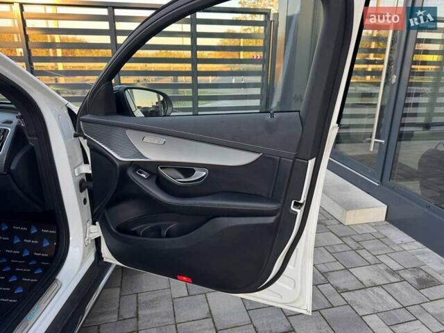 Белый Мерседес EQC, объемом двигателя 0 л и пробегом 77 тыс. км за 34900 $, фото 35 на Automoto.ua