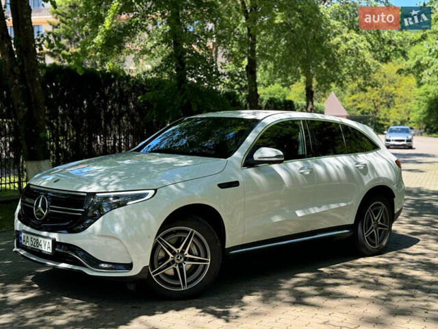 Белый Мерседес EQC, объемом двигателя 0 л и пробегом 31 тыс. км за 43000 $, фото 1 на Automoto.ua