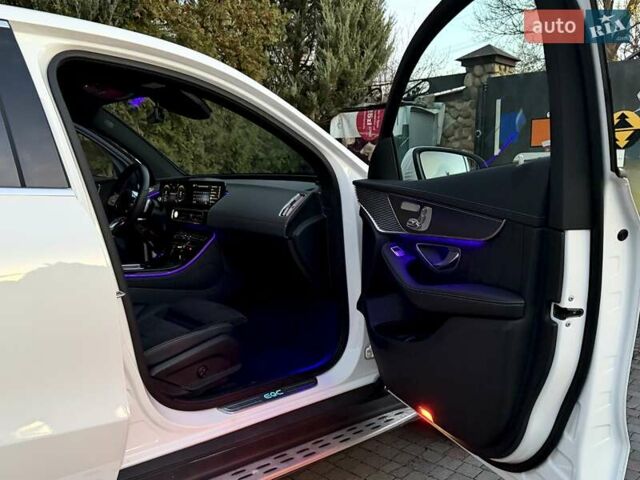 Белый Мерседес EQC, объемом двигателя 0 л и пробегом 11 тыс. км за 44800 $, фото 27 на Automoto.ua