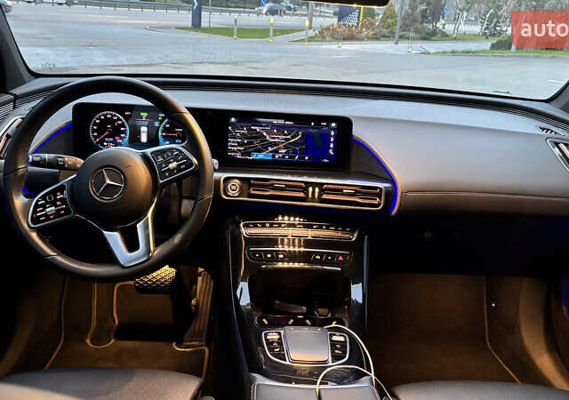 Белый Мерседес EQC, объемом двигателя 0 л и пробегом 75 тыс. км за 45000 $, фото 4 на Automoto.ua