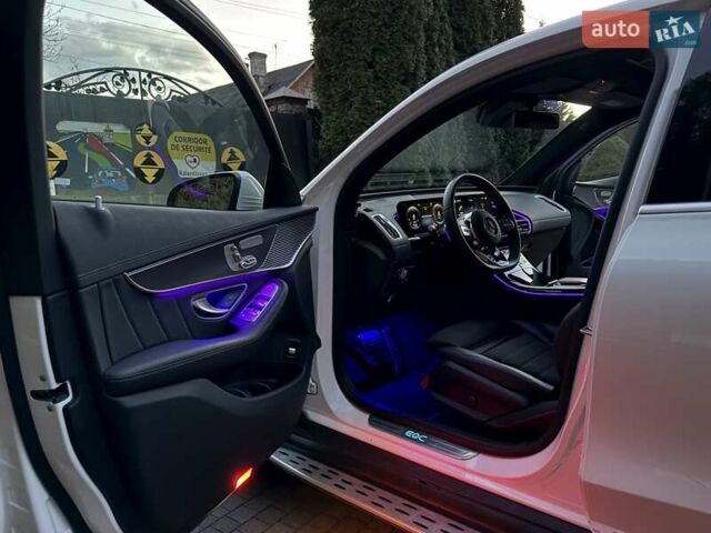 Белый Мерседес EQC, объемом двигателя 0 л и пробегом 11 тыс. км за 44800 $, фото 32 на Automoto.ua