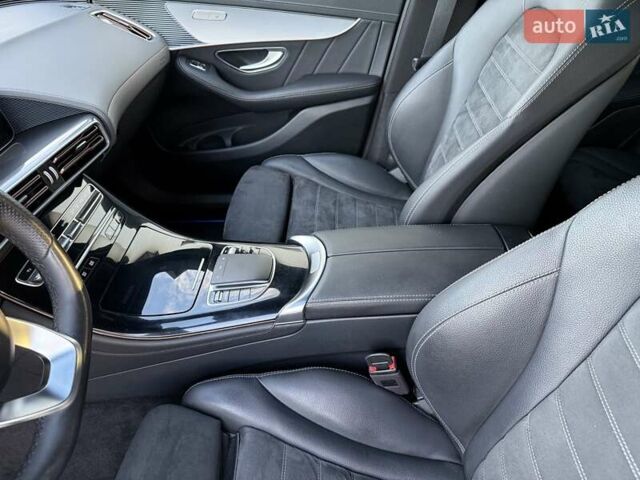 Черный Мерседес EQC, объемом двигателя 0 л и пробегом 155 тыс. км за 33800 $, фото 80 на Automoto.ua