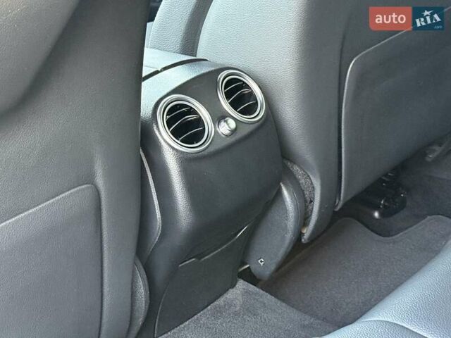 Черный Мерседес EQC, объемом двигателя 0 л и пробегом 155 тыс. км за 33800 $, фото 57 на Automoto.ua