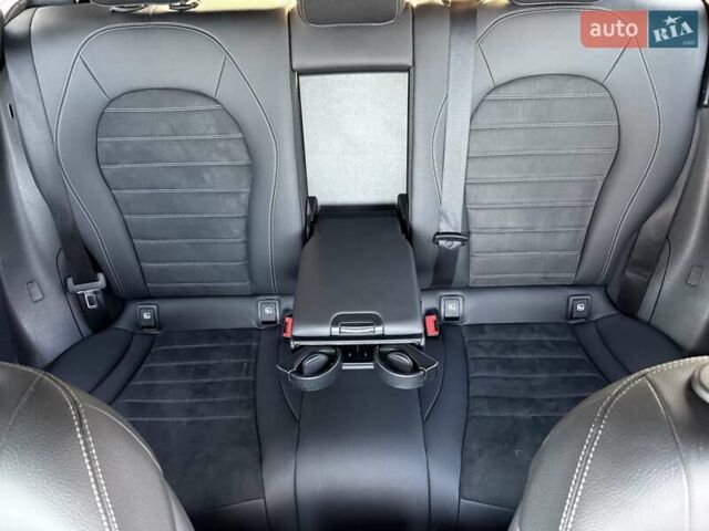 Черный Мерседес EQC, объемом двигателя 0 л и пробегом 155 тыс. км за 33800 $, фото 59 на Automoto.ua