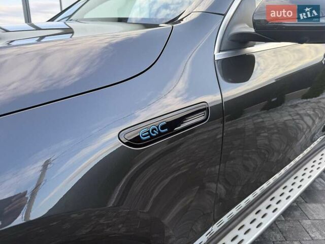 Черный Мерседес EQC, объемом двигателя 0 л и пробегом 155 тыс. км за 33800 $, фото 21 на Automoto.ua