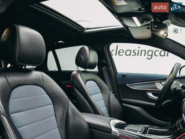 Чорний Мерседес EQC, об'ємом двигуна 0 л та пробігом 164 тис. км за 26405 $, фото 82 на Automoto.ua