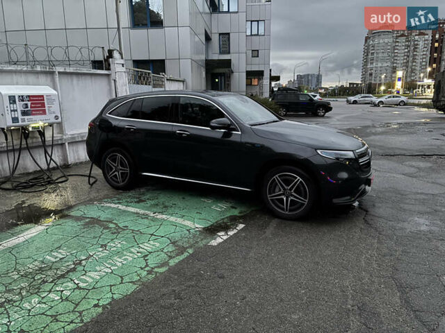 Черный Мерседес EQC, объемом двигателя 0 л и пробегом 137 тыс. км за 34000 $, фото 3 на Automoto.ua
