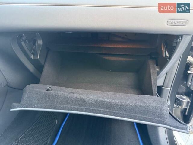 Черный Мерседес EQC, объемом двигателя 0 л и пробегом 155 тыс. км за 33800 $, фото 89 на Automoto.ua