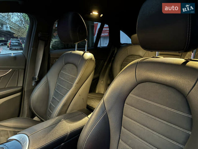 Черный Мерседес EQC, объемом двигателя 0 л и пробегом 137 тыс. км за 34000 $, фото 27 на Automoto.ua