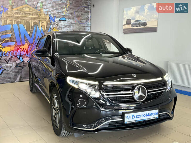Черный Мерседес EQC, объемом двигателя 0 л и пробегом 54 тыс. км за 43999 $, фото 3 на Automoto.ua