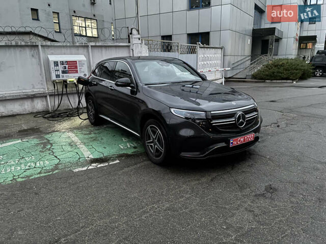 Черный Мерседес EQC, объемом двигателя 0 л и пробегом 137 тыс. км за 34000 $, фото 2 на Automoto.ua