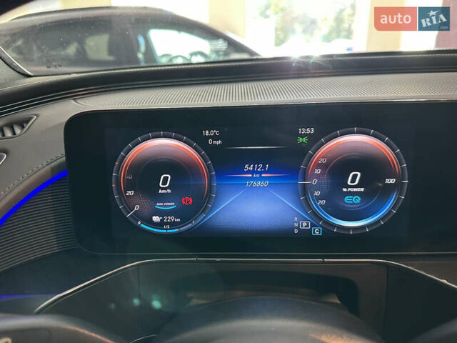 Черный Мерседес EQC, объемом двигателя 0 л и пробегом 175 тыс. км за 28500 $, фото 20 на Automoto.ua