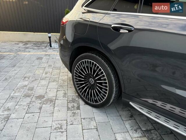 Черный Мерседес EQC, объемом двигателя 0 л и пробегом 155 тыс. км за 33800 $, фото 106 на Automoto.ua