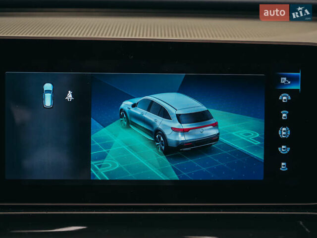 Чорний Мерседес EQC, об'ємом двигуна 0 л та пробігом 164 тис. км за 26405 $, фото 52 на Automoto.ua