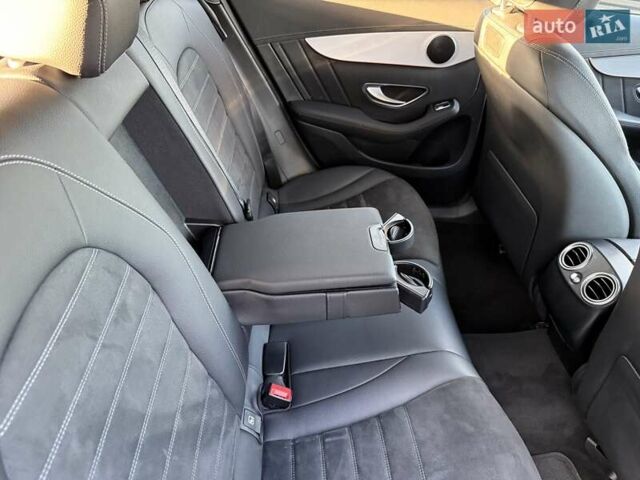 Черный Мерседес EQC, объемом двигателя 0 л и пробегом 155 тыс. км за 33800 $, фото 99 на Automoto.ua