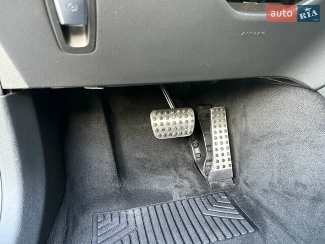 Черный Мерседес EQC, объемом двигателя 0 л и пробегом 155 тыс. км за 33800 $, фото 72 на Automoto.ua