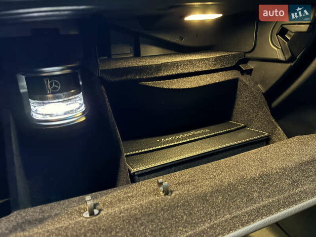 Черный Мерседес EQC, объемом двигателя 0 л и пробегом 137 тыс. км за 34000 $, фото 32 на Automoto.ua
