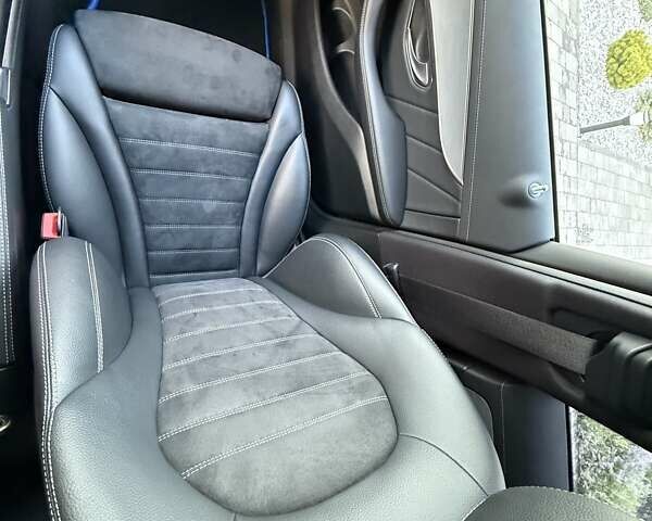 Черный Мерседес EQC, объемом двигателя 0 л и пробегом 155 тыс. км за 33800 $, фото 146 на Automoto.ua