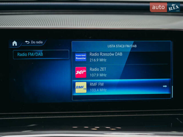 Чорний Мерседес EQC, об'ємом двигуна 0 л та пробігом 164 тис. км за 26405 $, фото 51 на Automoto.ua
