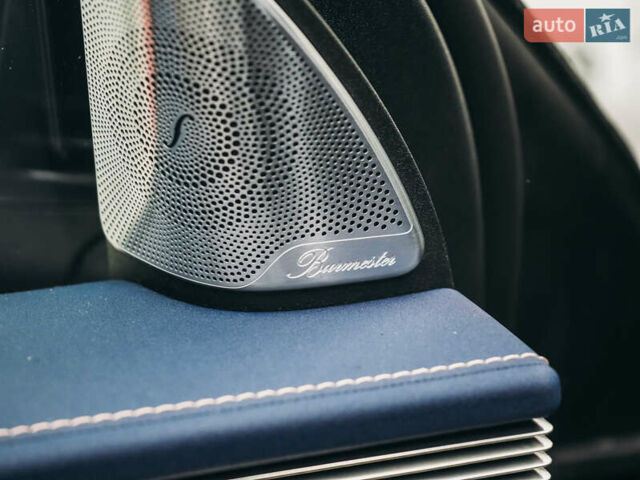 Чорний Мерседес EQC, об'ємом двигуна 0 л та пробігом 164 тис. км за 26405 $, фото 68 на Automoto.ua