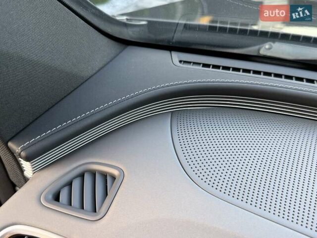 Черный Мерседес EQC, объемом двигателя 0 л и пробегом 155 тыс. км за 33800 $, фото 138 на Automoto.ua