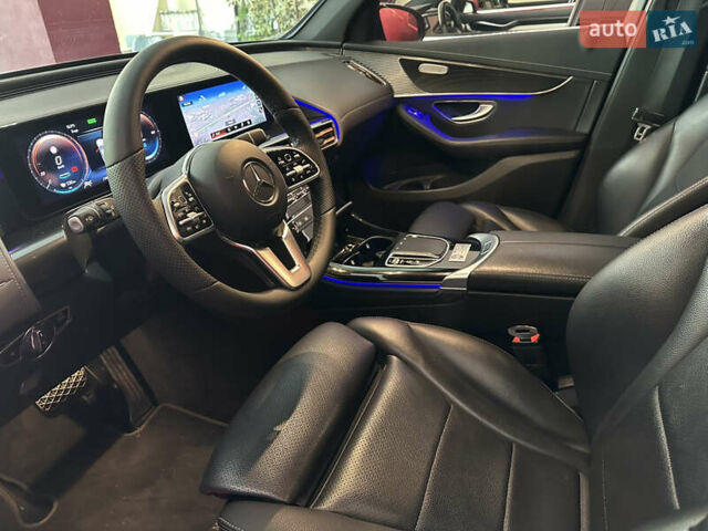 Черный Мерседес EQC, объемом двигателя 0 л и пробегом 175 тыс. км за 28500 $, фото 7 на Automoto.ua