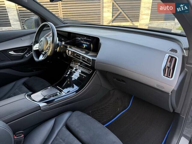 Черный Мерседес EQC, объемом двигателя 0 л и пробегом 155 тыс. км за 33800 $, фото 86 на Automoto.ua