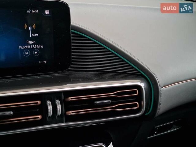 Черный Мерседес EQC, объемом двигателя 0 л и пробегом 60 тыс. км за 39990 $, фото 76 на Automoto.ua
