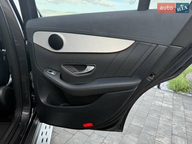 Черный Мерседес EQC, объемом двигателя 0 л и пробегом 155 тыс. км за 33800 $, фото 47 на Automoto.ua