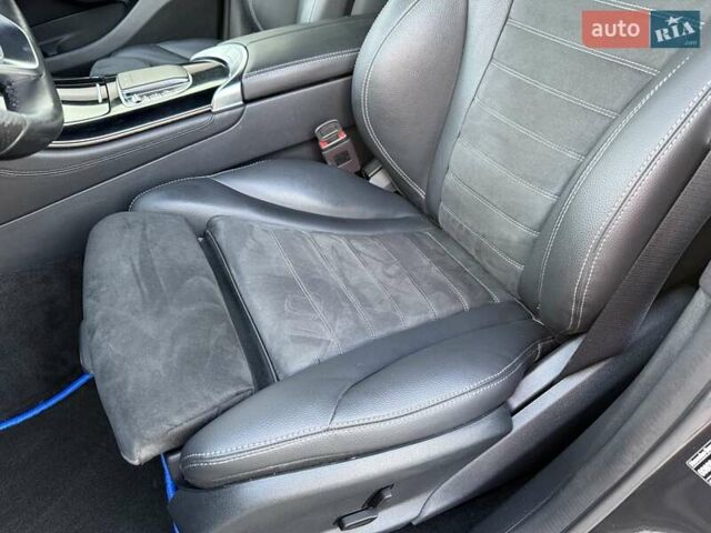 Черный Мерседес EQC, объемом двигателя 0 л и пробегом 155 тыс. км за 33800 $, фото 74 на Automoto.ua