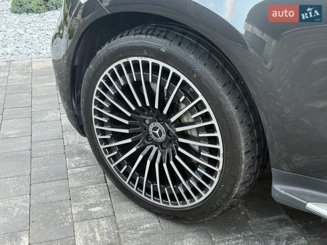 Черный Мерседес EQC, объемом двигателя 0 л и пробегом 155 тыс. км за 33800 $, фото 26 на Automoto.ua