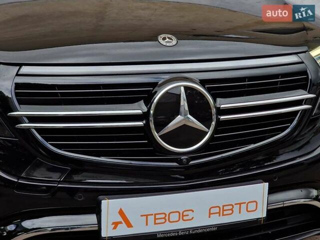 Черный Мерседес EQC, объемом двигателя 0 л и пробегом 60 тыс. км за 39990 $, фото 8 на Automoto.ua