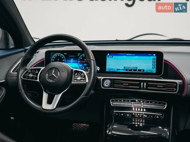 Чорний Мерседес EQC, об'ємом двигуна 0 л та пробігом 164 тис. км за 26405 $, фото 83 на Automoto.ua