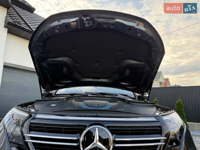 Черный Мерседес EQC, объемом двигателя 0 л и пробегом 155 тыс. км за 33800 $, фото 82 на Automoto.ua