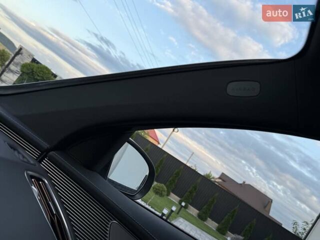 Черный Мерседес EQC, объемом двигателя 0 л и пробегом 155 тыс. км за 33800 $, фото 140 на Automoto.ua