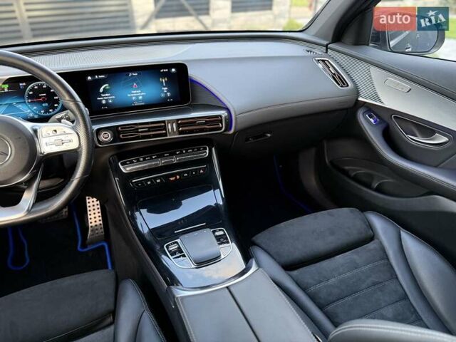 Черный Мерседес EQC, объемом двигателя 0 л и пробегом 155 тыс. км за 33800 $, фото 135 на Automoto.ua