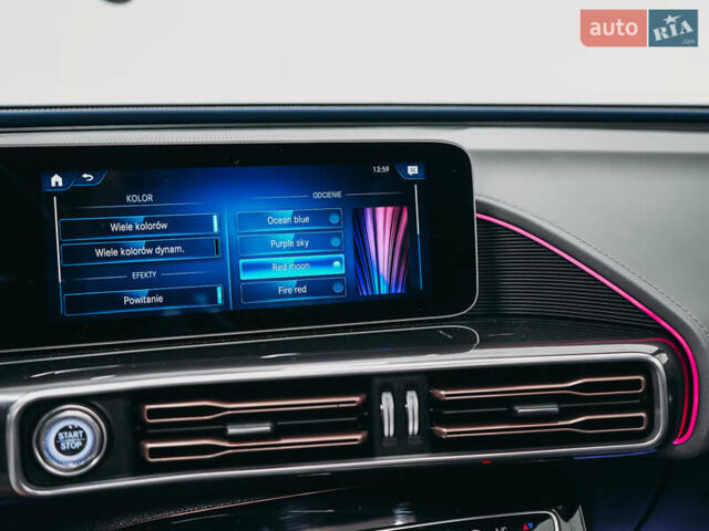 Чорний Мерседес EQC, об'ємом двигуна 0 л та пробігом 164 тис. км за 26405 $, фото 55 на Automoto.ua